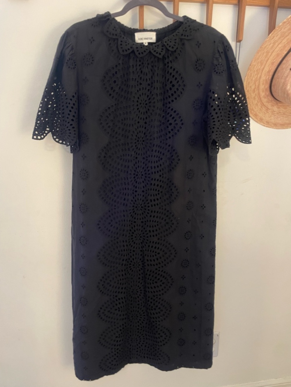 V. De. Vinster | Black Eyelet dress | M